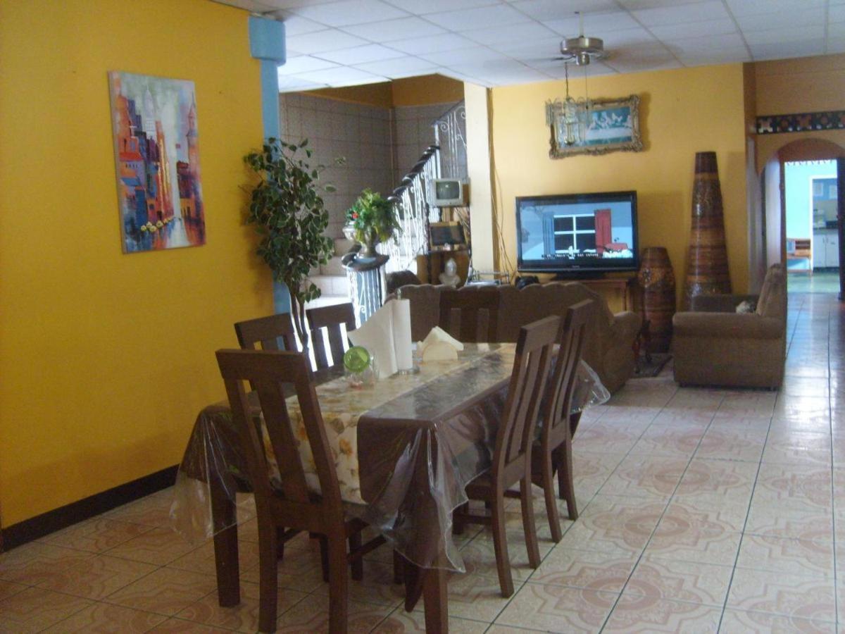 Caribbean Tourist Villa Port of Spain Екстериор снимка